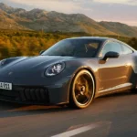 Porsche 911 GTS T-Hybrid