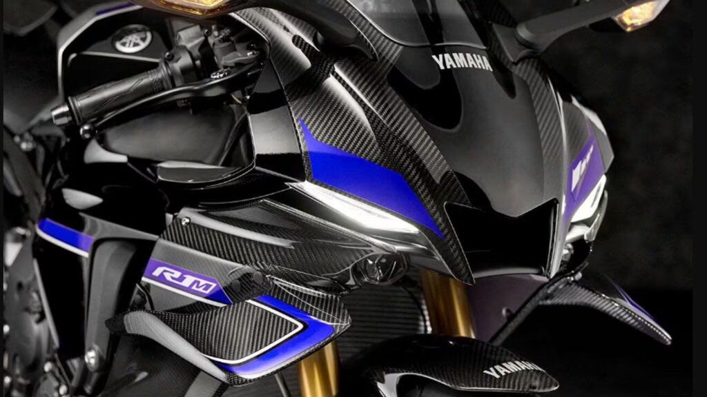 2025 Yamaha YZF-R1