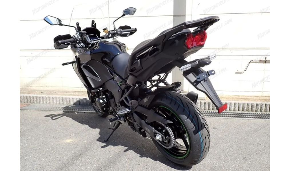 2025 Kawasaki Versys 1100