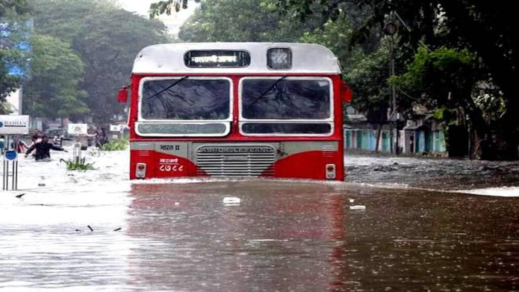Mumbai local in rain