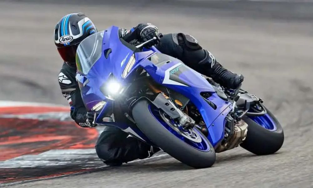 2025 Yamaha YZF-R9