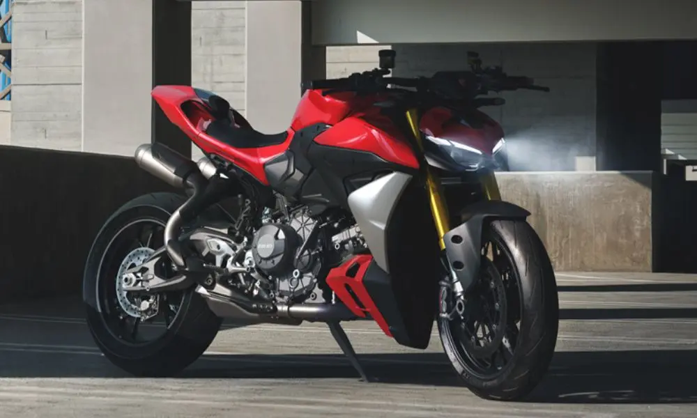 Ducati Streetfighter V2