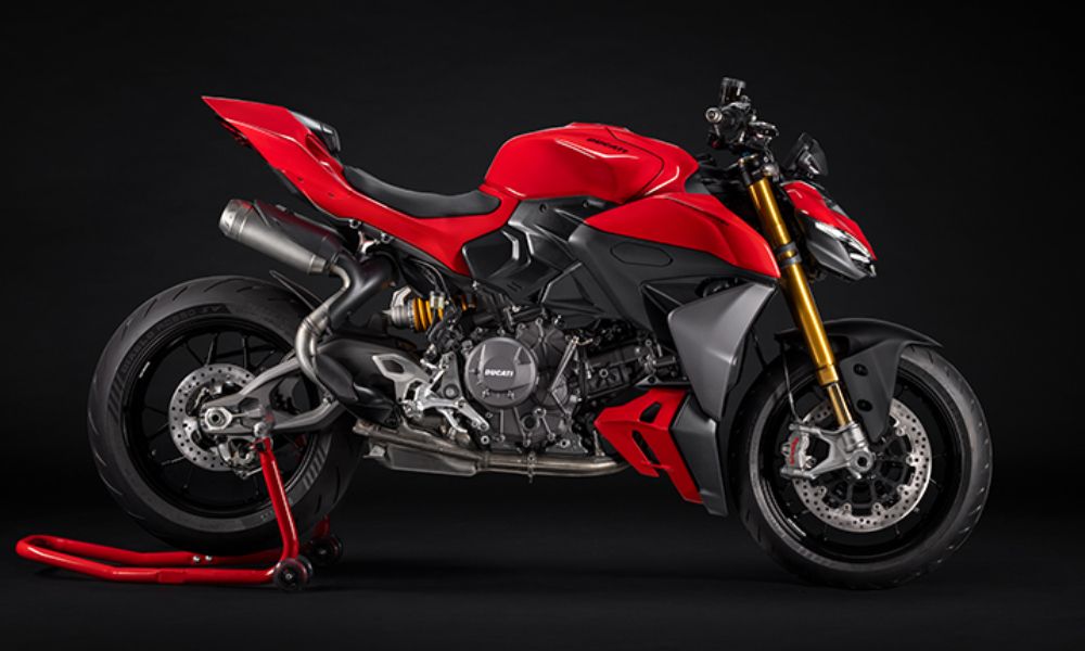 Ducati Streetfighter V2