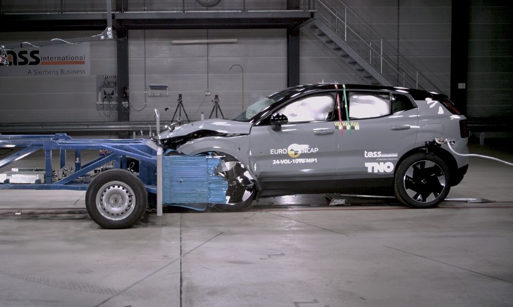 Volvo EX30