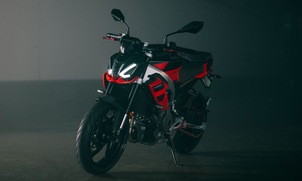 Aprilia Tuono 457